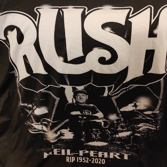 Tshirt - Picture 1 of 2